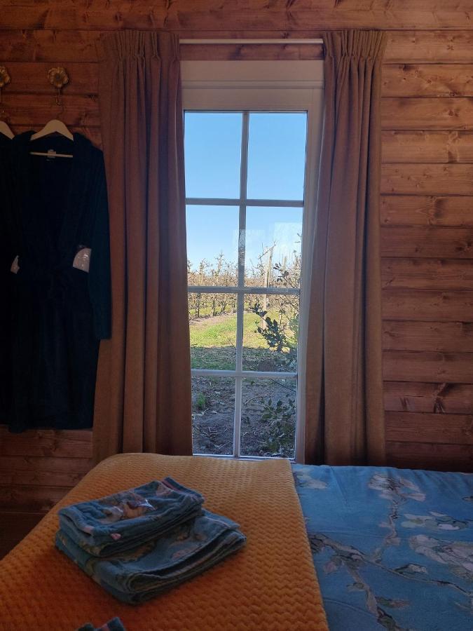 Het Baken Van Tholen Sint-Maartensdijk Exteriör bild